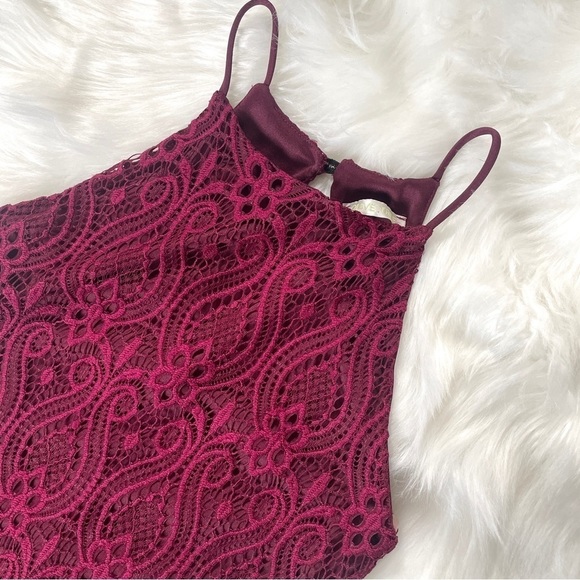 Olive Tree Maroon Red Halter Neck Lace Lined Bodycon Midi Dress Size Small - Picture 3 of 7